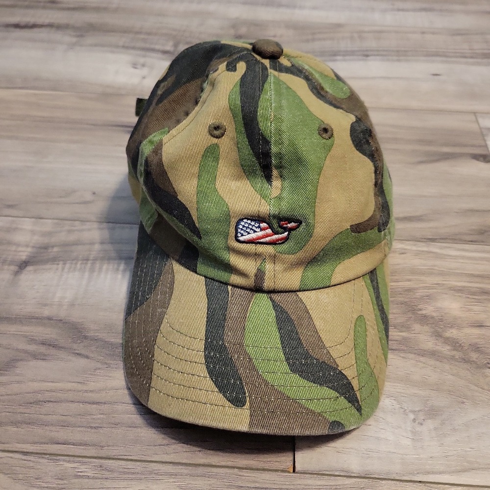 Vineyard Vines Camo Hat Mens Adjustable Cap Embroidered Logo US Flag Design